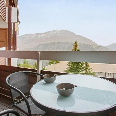 Appartement Des Horizons - Welkeys Huez Exterior photo